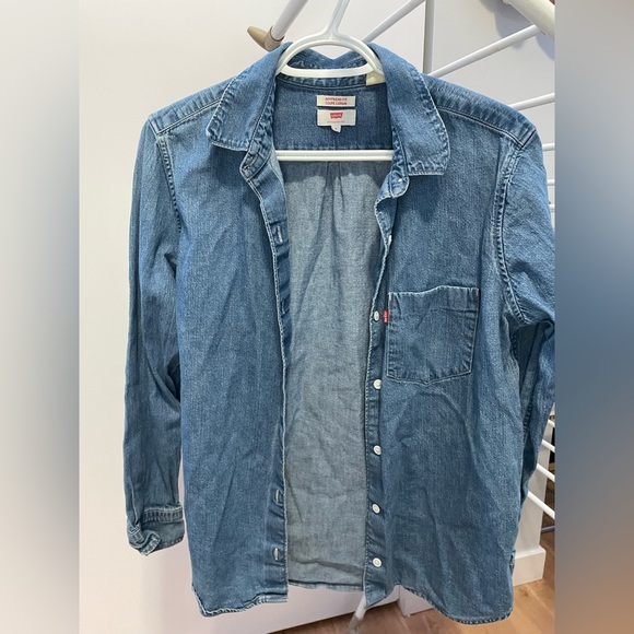 Levi’s Denim Jacket - Picture 1 of 1